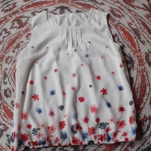 Tolles chiffon sommertop - sommertop, mit
